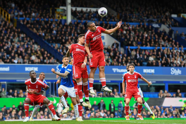 后防线在体 后防线在体