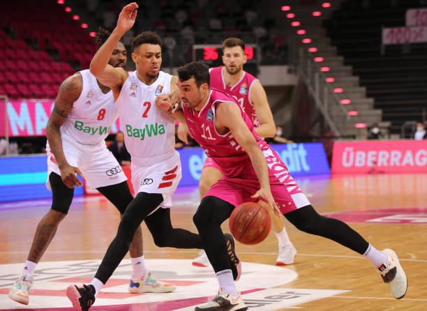 强大的比赛 强大的比赛